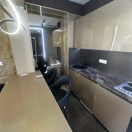 Cataleya 塞拉耶佛