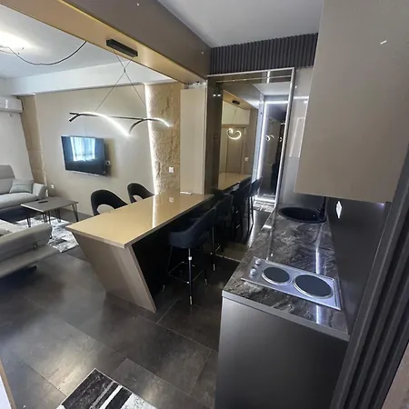 Cataleya Apartment *